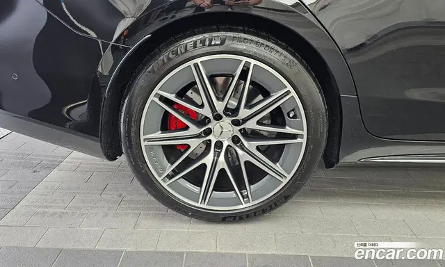 Mercedes-Benz AMG GT 2023 3.0 автомат (гидро), миниатюра 5