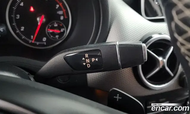 Mercedes-Benz B-Class 2018 2.0 автомат (гидро), миниатюра 12