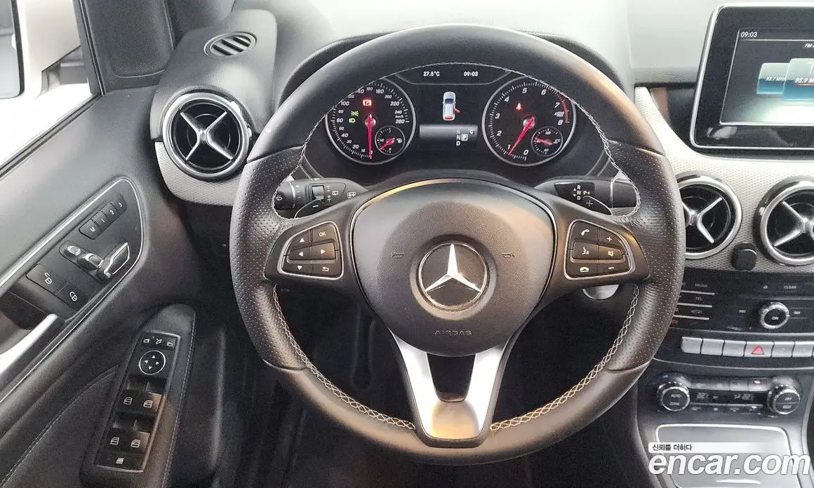 Mercedes-Benz B-Class 2018 2.0 автомат (гидро), фото 20