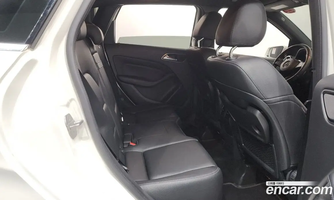 Mercedes-Benz B-Class 2018 2.0 автомат (гидро), фото 23
