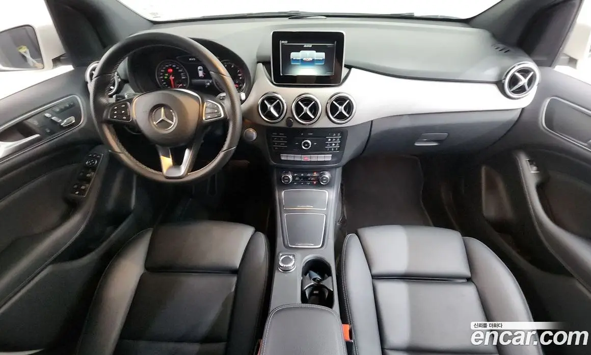 Mercedes-Benz B-Class 2018 2.0 автомат (гидро), фото 10