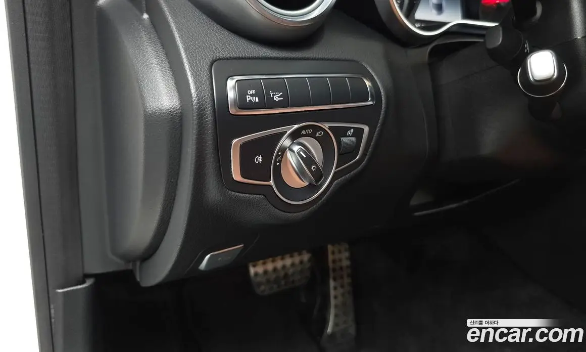 Mercedes-Benz C-Class 2018 2.0 автомат (гидро), фото 30