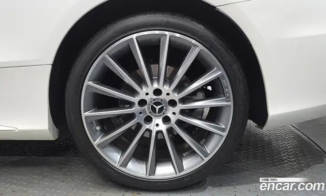 Mercedes-Benz C-Class 2018 2.0 автомат (гидро), миниатюра 7