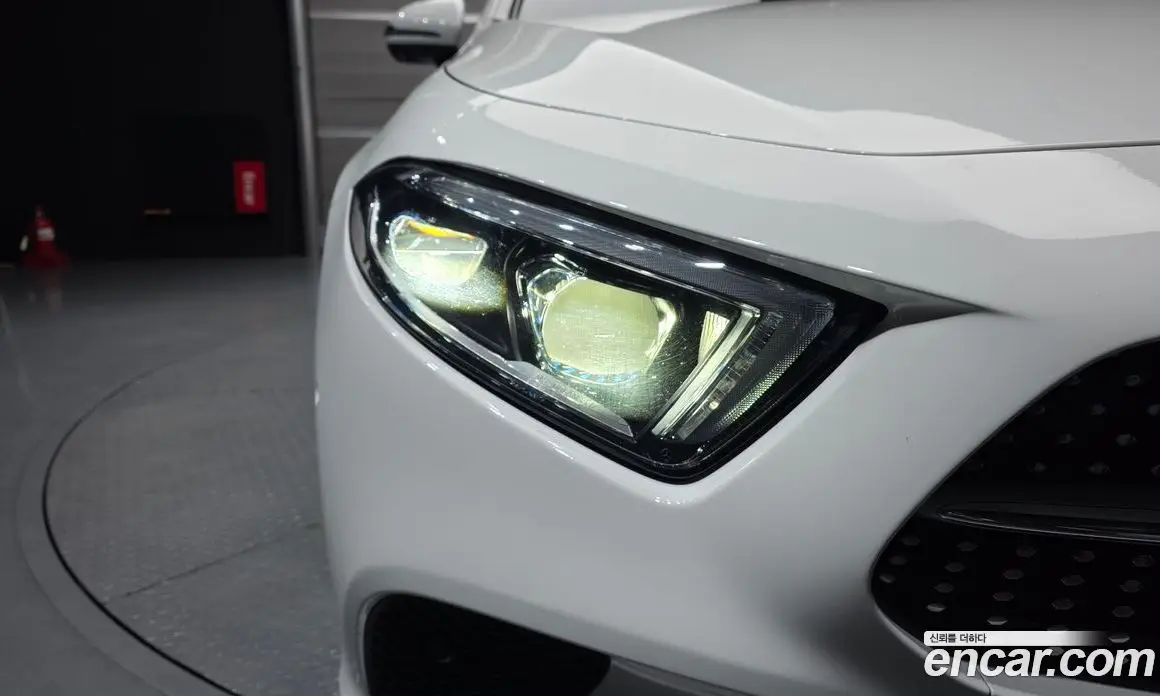 Mercedes-Benz CLS-Class 2019 2.9 автомат (гидро), фото 8