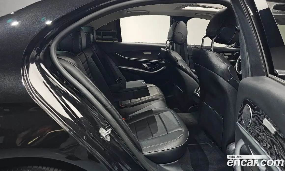 Mercedes-Benz E-Class 2017 2.0 автомат (гидро), фото 17