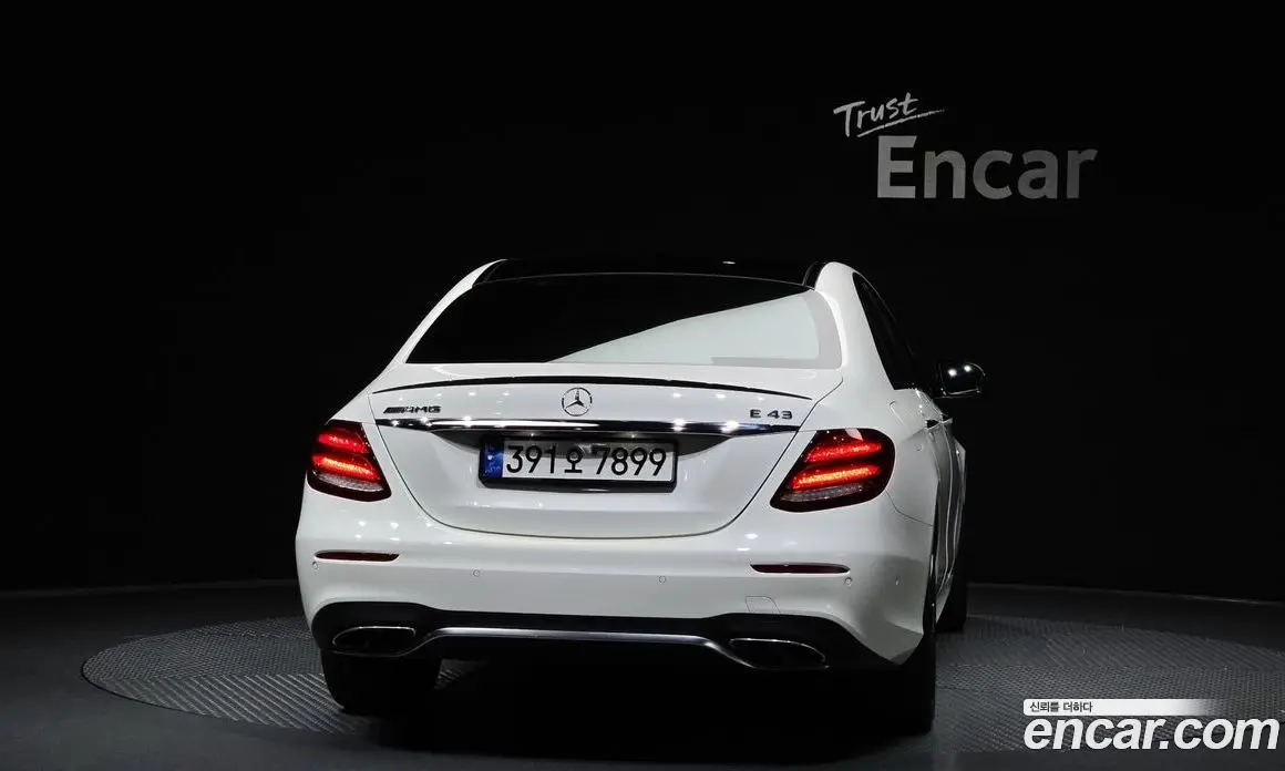 Mercedes-Benz E-Class 2017 3.0 автомат (гидро), фото 4