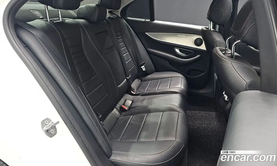 Mercedes-Benz E-Class 2018 2.0 автомат (гидро), фото 17