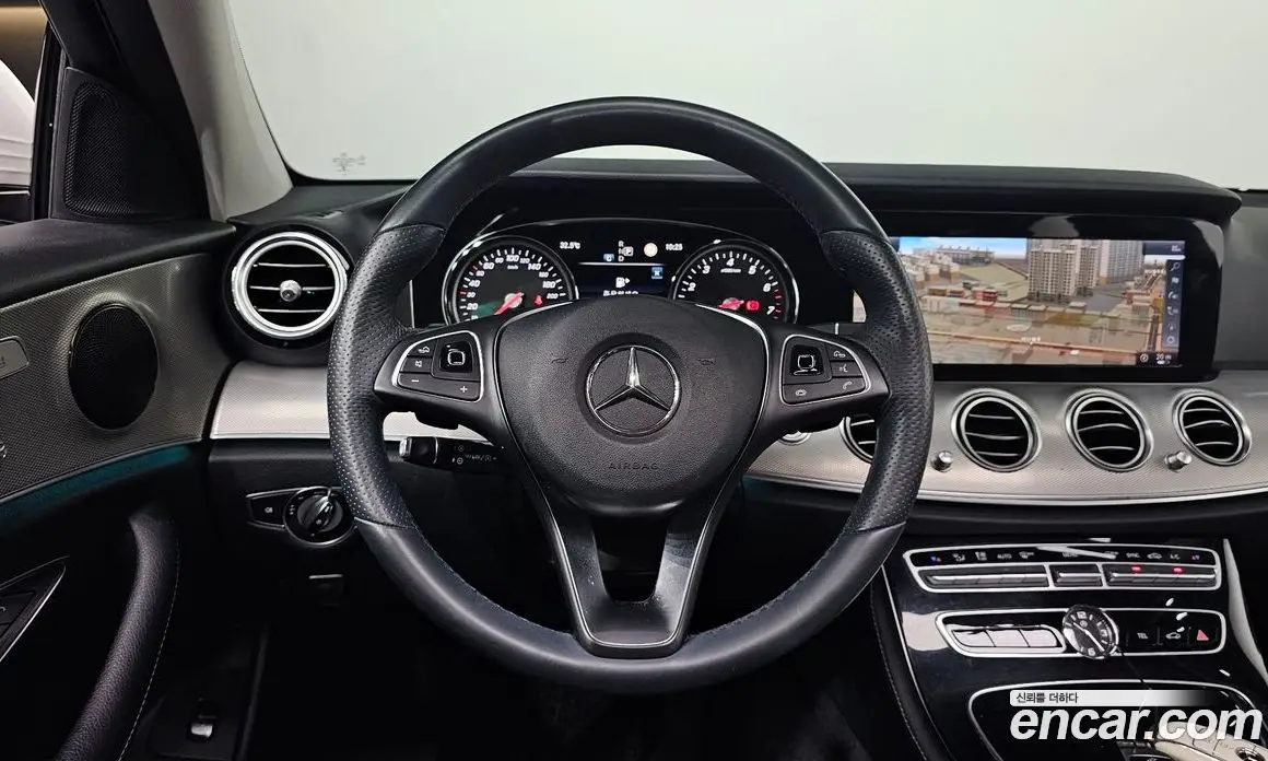 Mercedes-Benz E-Class 2018 2.0 автомат (гидро), фото 18