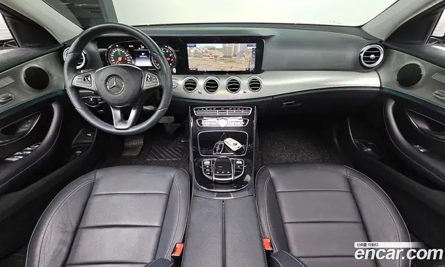Mercedes-Benz E-Class 2018 2.0 автомат (гидро), миниатюра 9