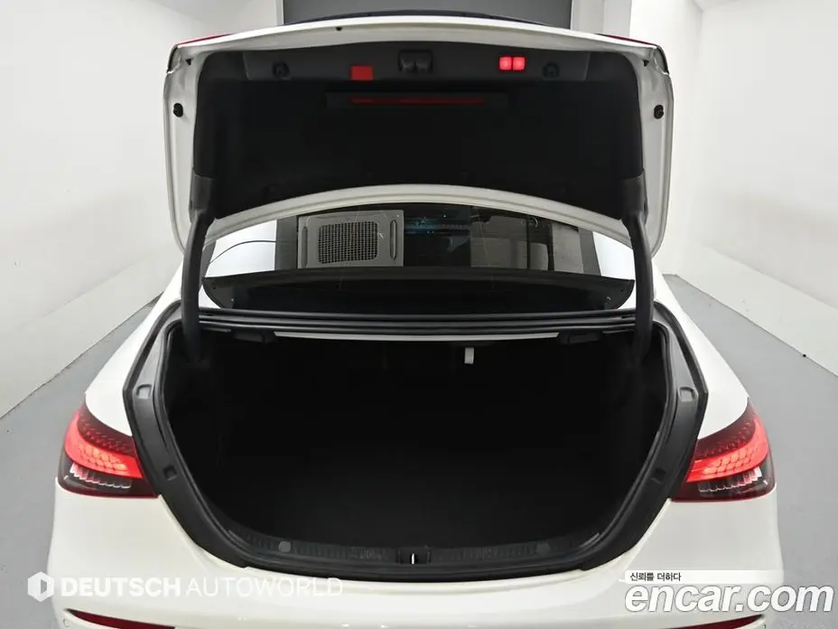 Mercedes-Benz E-Class 2021 2.0 автомат (гидро), фото 19