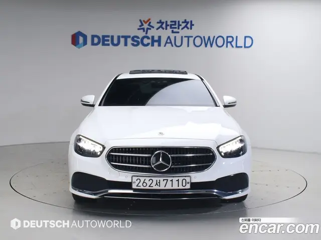 Mercedes-Benz E-Class 2021 2.0 автомат (гидро), миниатюра 3