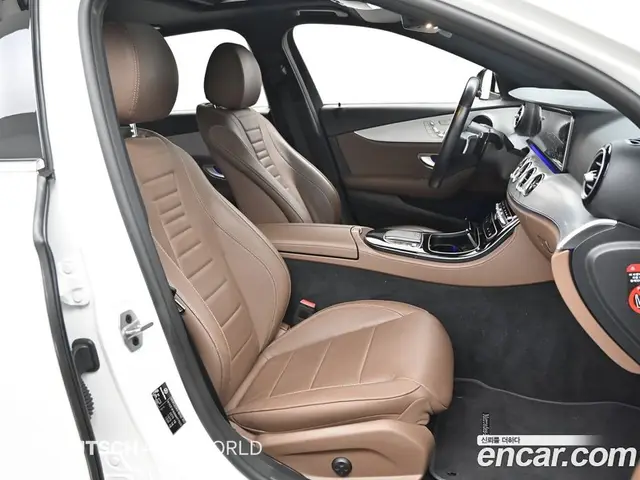 Mercedes-Benz E-Class 2021 2.0 автомат (гидро), миниатюра 10