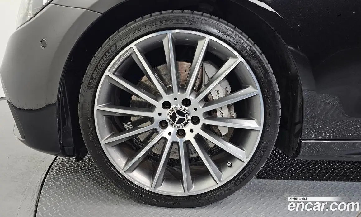 Mercedes-Benz E-Class 2022 2.0 автомат (гидро), фото 5
