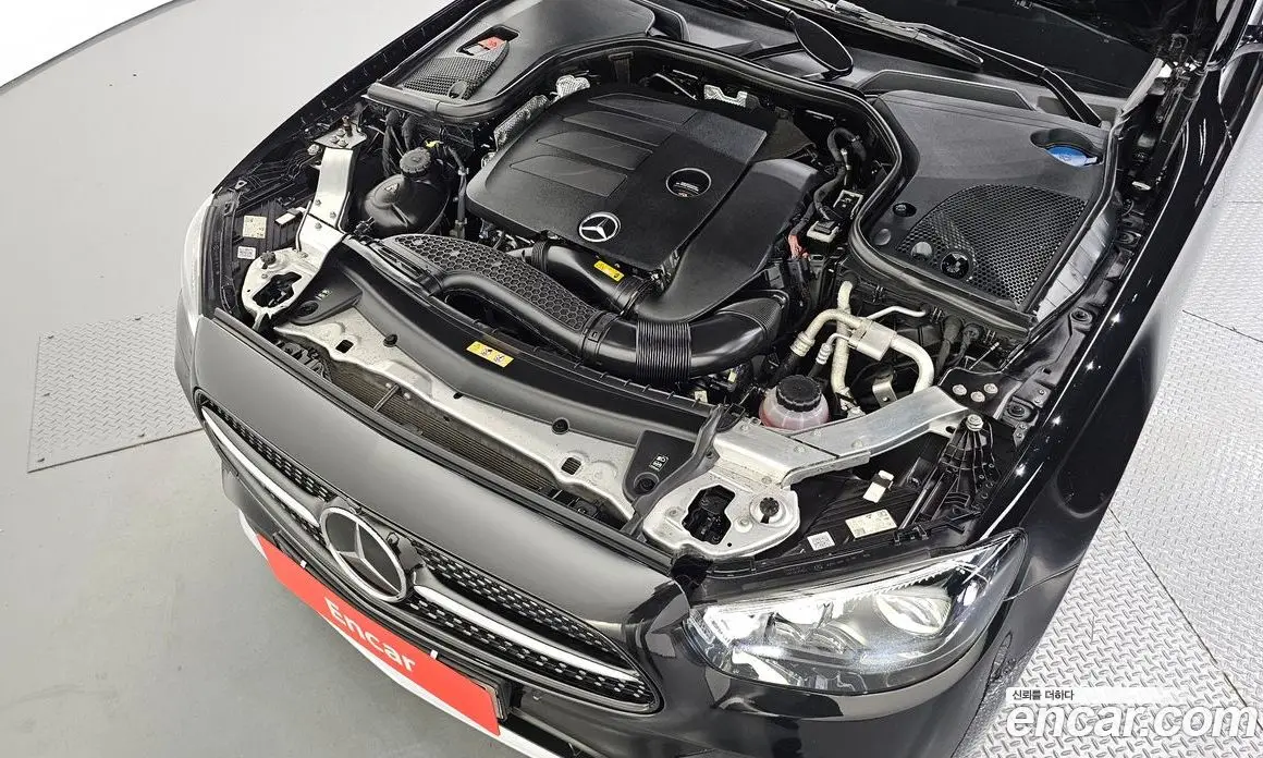Mercedes-Benz E-Class 2022 2.0 автомат (гидро), фото 6