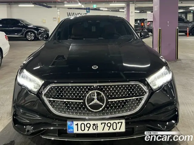 Mercedes-Benz E-Class 2025 2.0 автомат (гидро), миниатюра 1