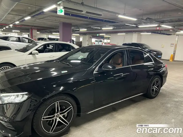 Mercedes-Benz E-Class 2025 2.0 автомат (гидро), миниатюра 2