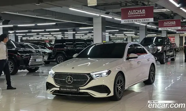 Mercedes-Benz E-Class 2025 2.0 автомат (гидро), миниатюра 1