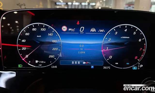Mercedes-Benz E-Class 2025 2.0 автомат (гидро), миниатюра 8