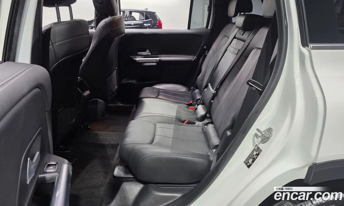 Mercedes-Benz GLB-Class 2021 2.0 автомат (гидро), фото 17