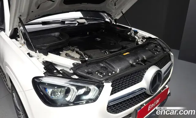 Mercedes-Benz GLE-Class 2023 2.9 автомат (гидро), миниатюра 6