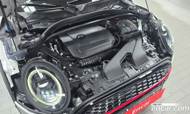 Mini Clubman 2022 2.0 автомат (гидро), миниатюра 5