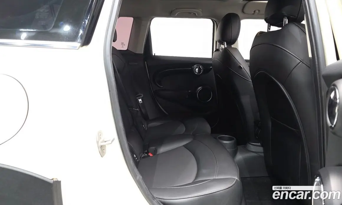 Mini Cooper 2015 1.5 автомат (гидро), фото 16
