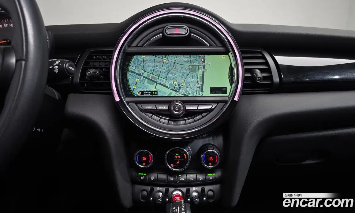 Mini Cooper 2015 1.5 автомат (гидро), фото 18