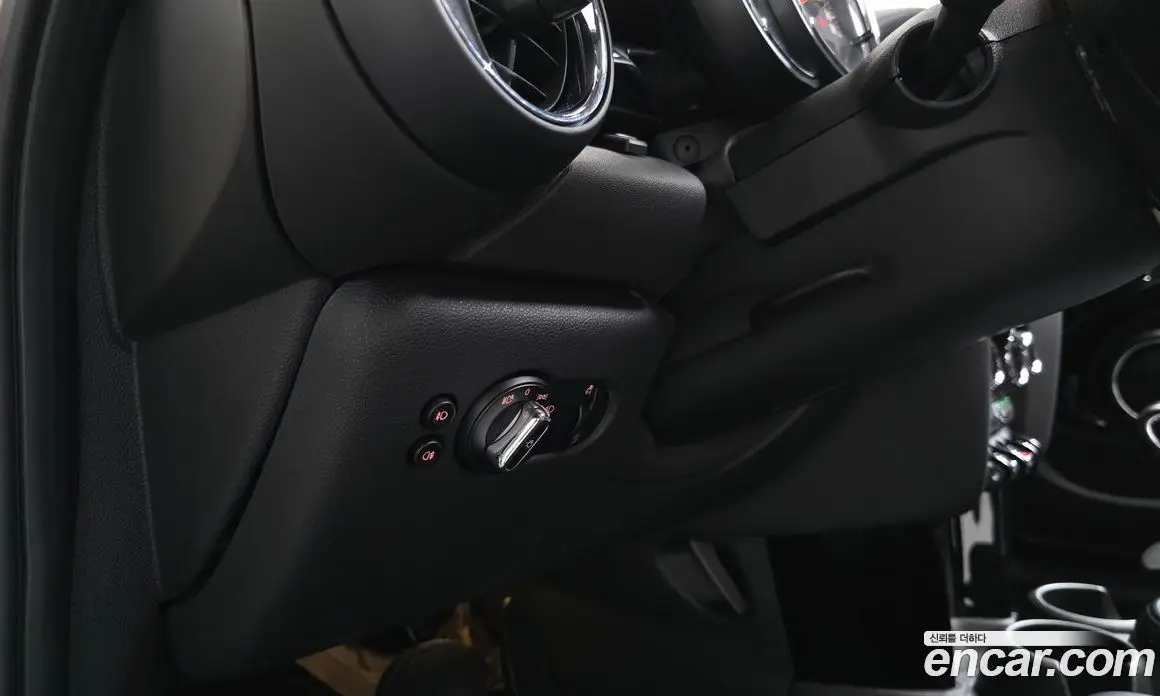Mini Cooper 2015 1.5 автомат (гидро), фото 27