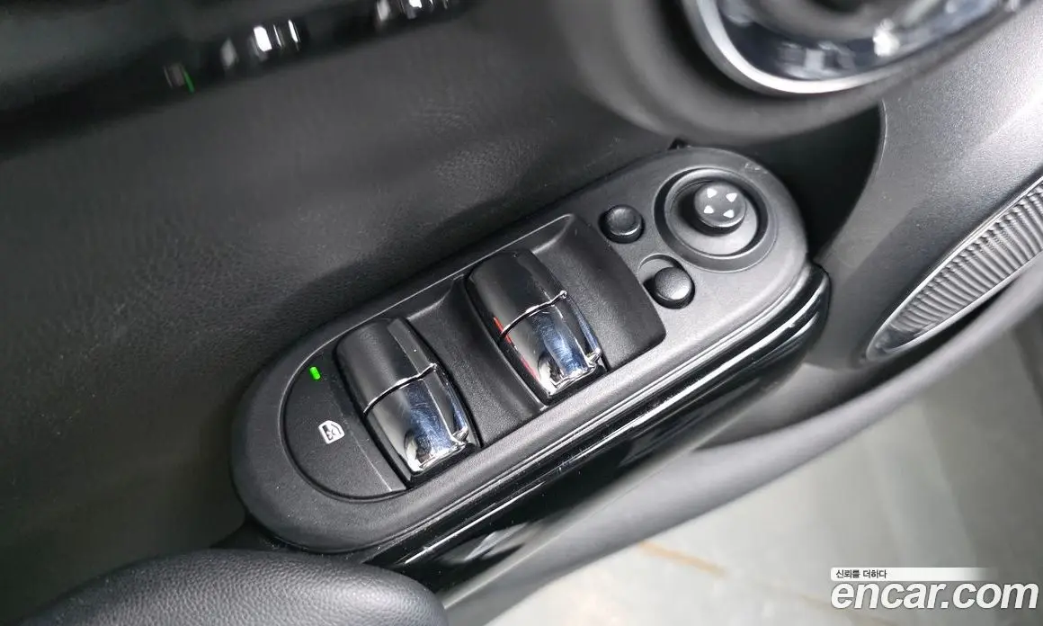 Mini Cooper 2015 1.5 автомат (гидро), фото 32