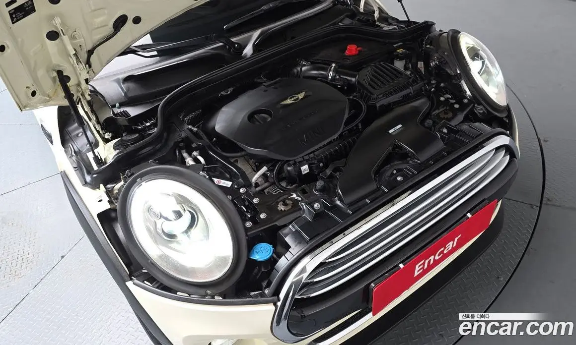 Mini Cooper 2015 1.5 автомат (гидро), фото 5