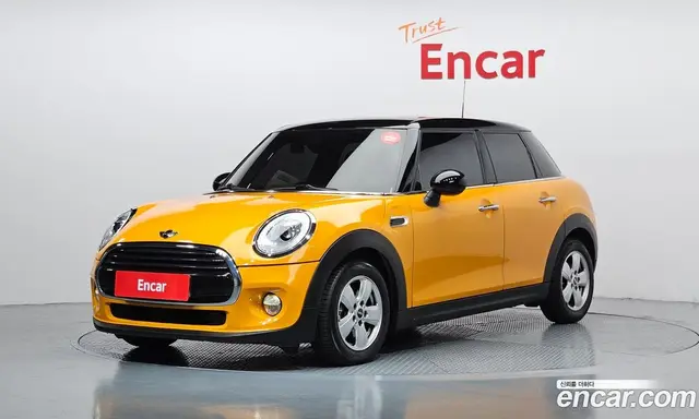 Mini Cooper 2018 1.5 автомат (гидро), миниатюра 1