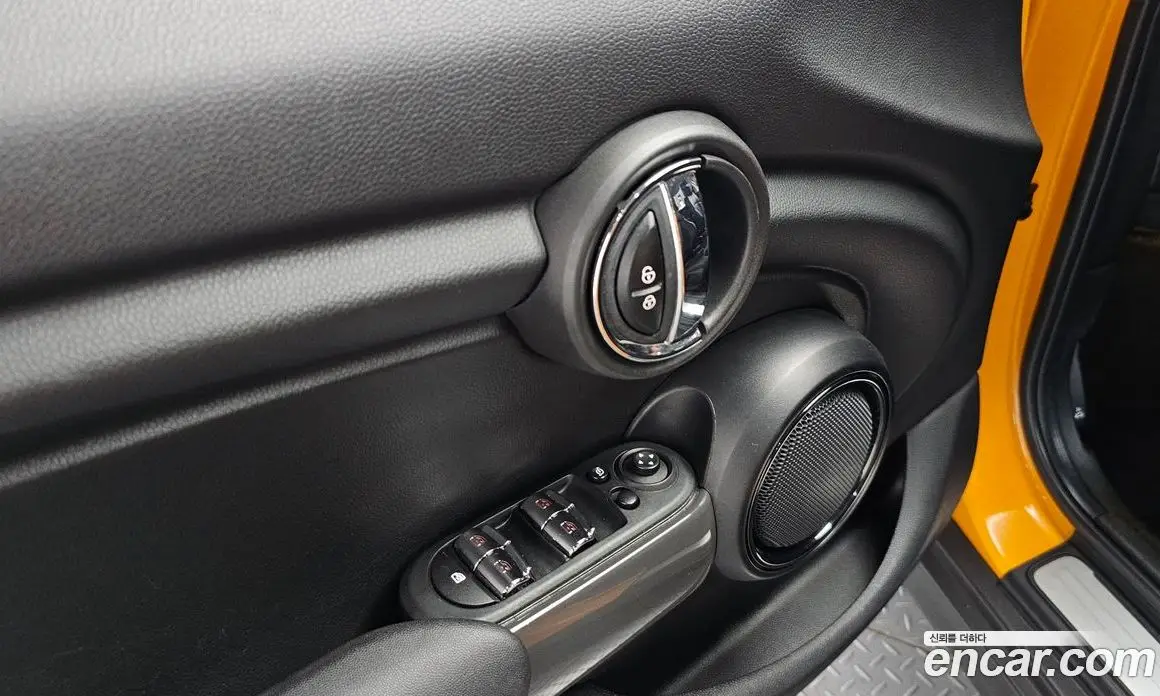 Mini Cooper 2018 1.5 автомат (гидро), фото 18