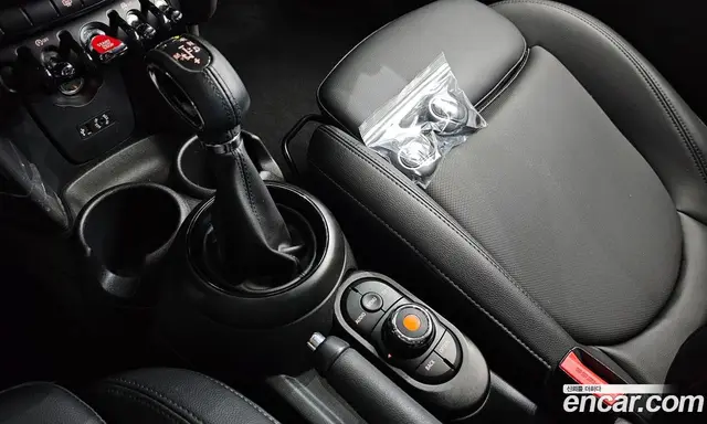 Mini Cooper 2018 1.5 автомат (гидро), миниатюра 9