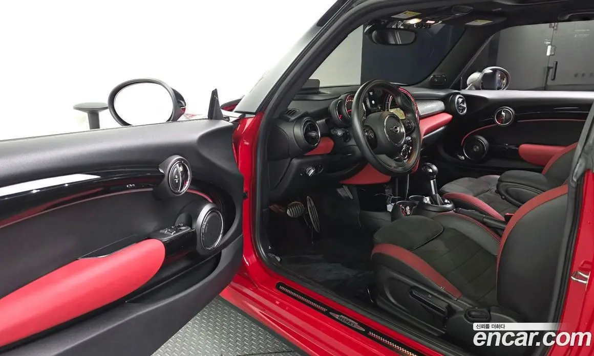 Mini Cooper 2019 2.0 автомат (гидро), фото 13