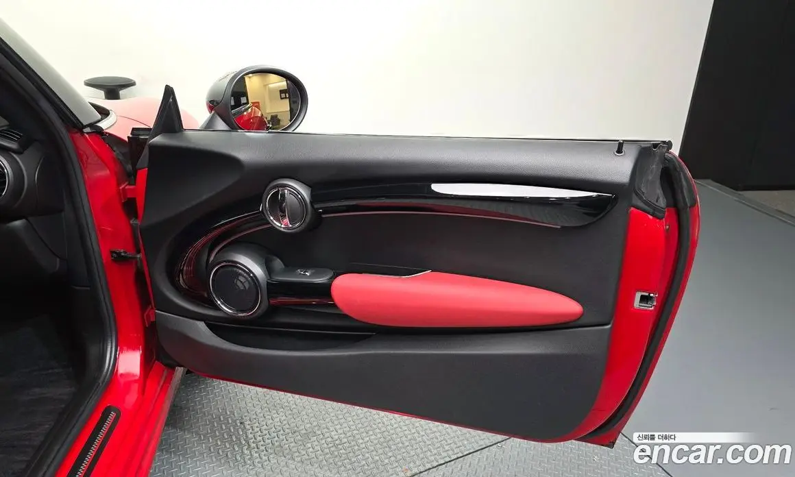 Mini Cooper 2019 2.0 автомат (гидро), фото 15