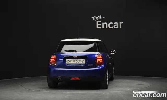 Mini Cooper 2020 1.5 автомат (гидро), миниатюра 3