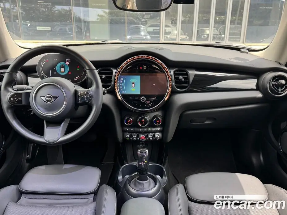 Mini Cooper 2023 1.5 автомат (гидро), фото 7