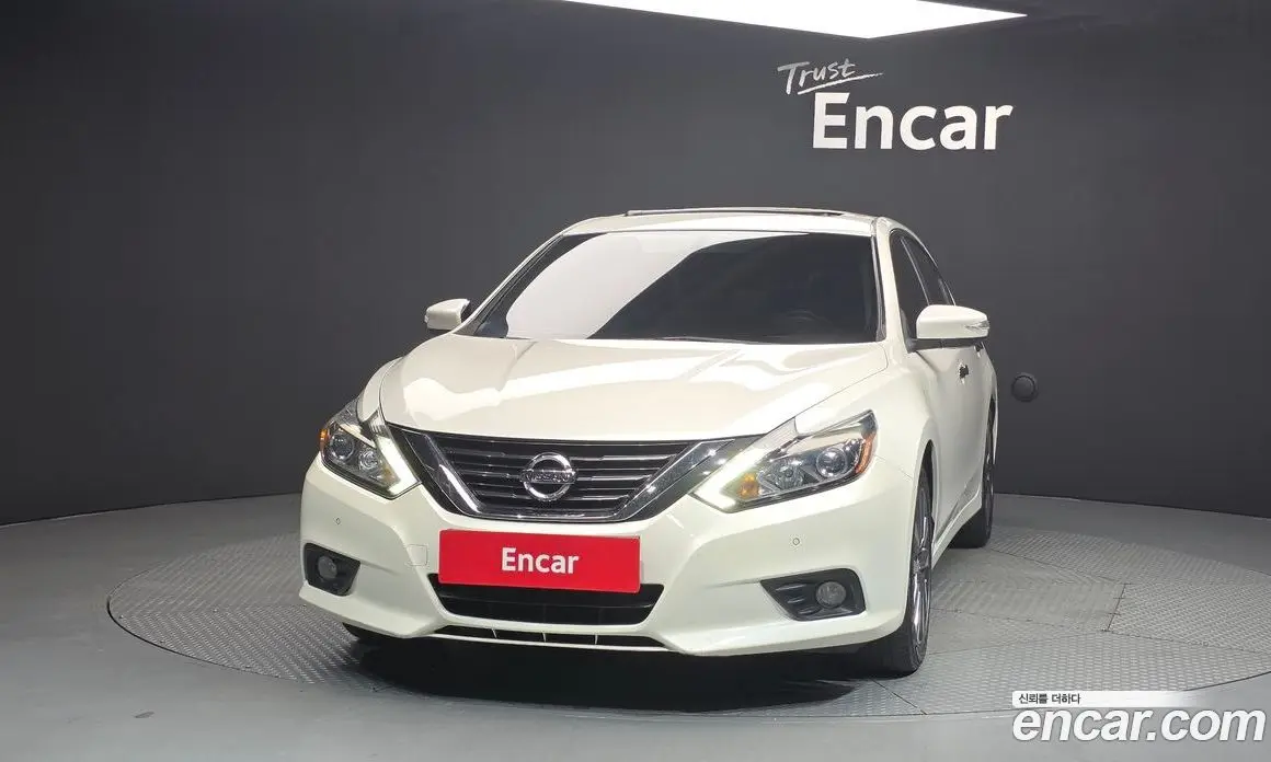 Nissan Altima 2017 2.5 автомат (гидро), фото 3
