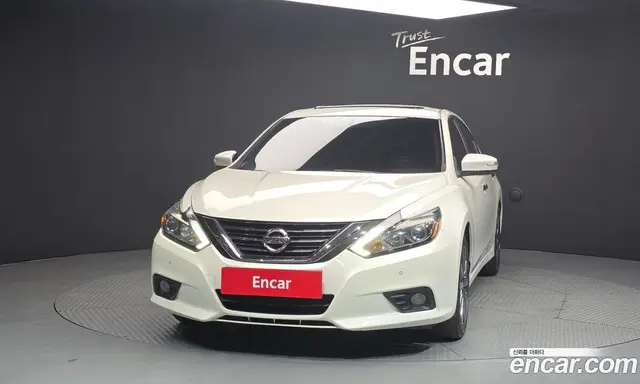 Nissan Altima 2017 2.5 автомат (гидро), миниатюра 3