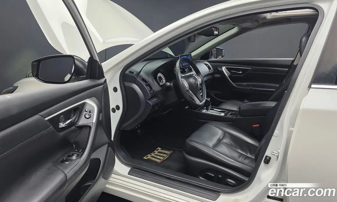 Nissan Altima 2017 2.5 автомат (гидро), фото 10