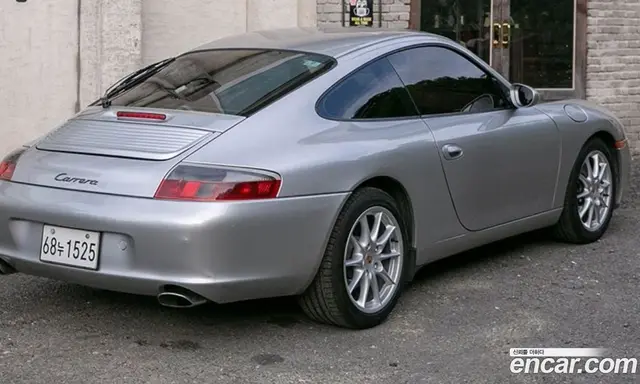 Porsche 911 2003 3.4 автомат (гидро), миниатюра 2