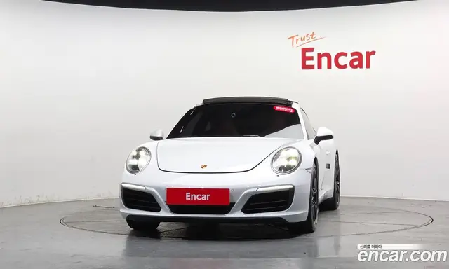 Porsche 911 2019 3.0 автомат (гидро), миниатюра 2