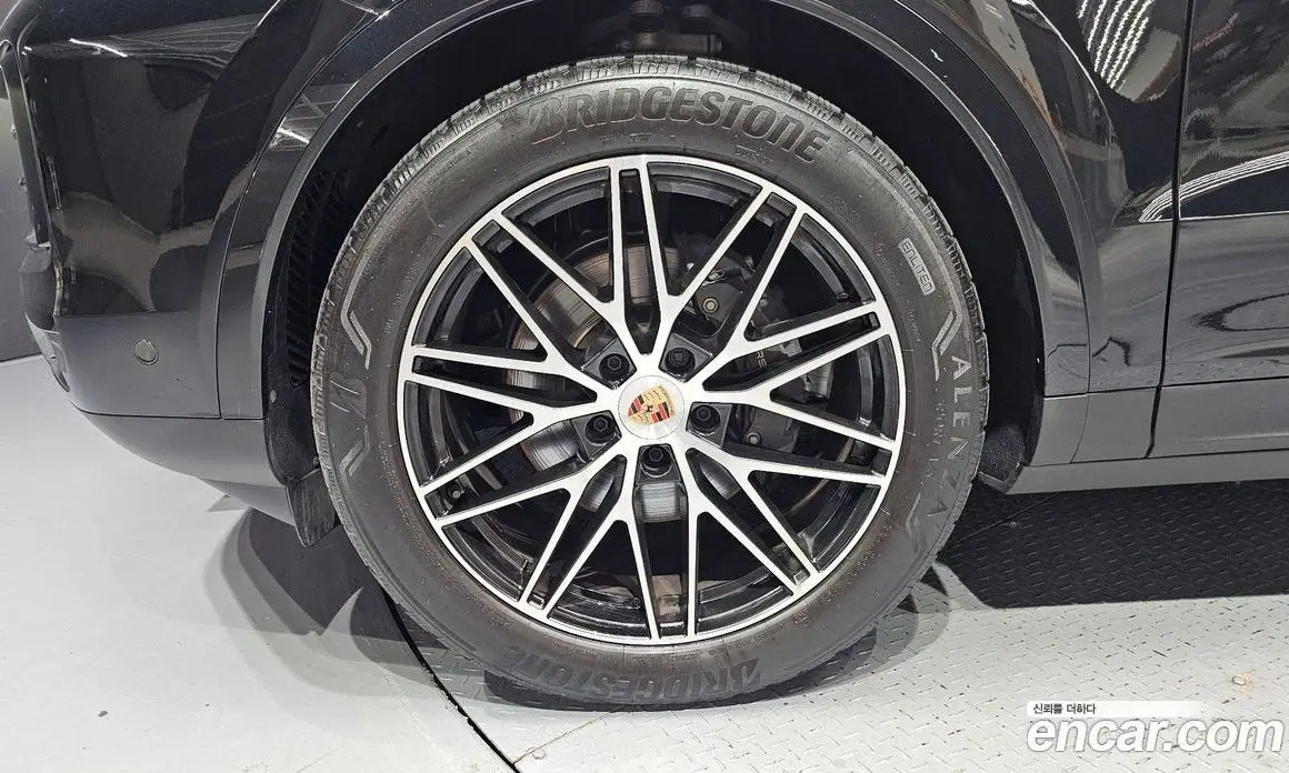 Porsche Cayenne 2025 3.0 автомат (гидро), фото 5