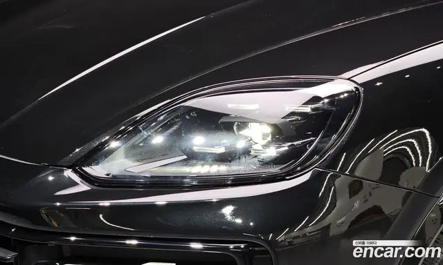 Porsche Cayenne 2025 3.0 автомат (гидро), миниатюра 8