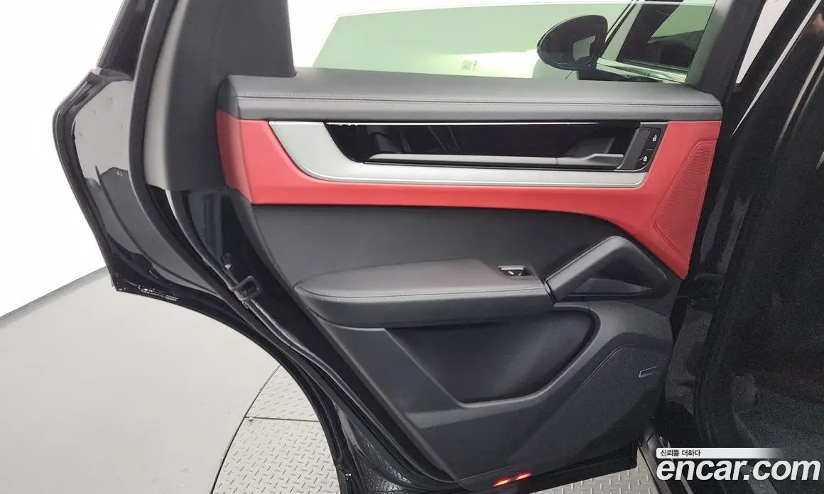 Porsche Cayenne 2025 3.0 автомат (гидро), фото 15