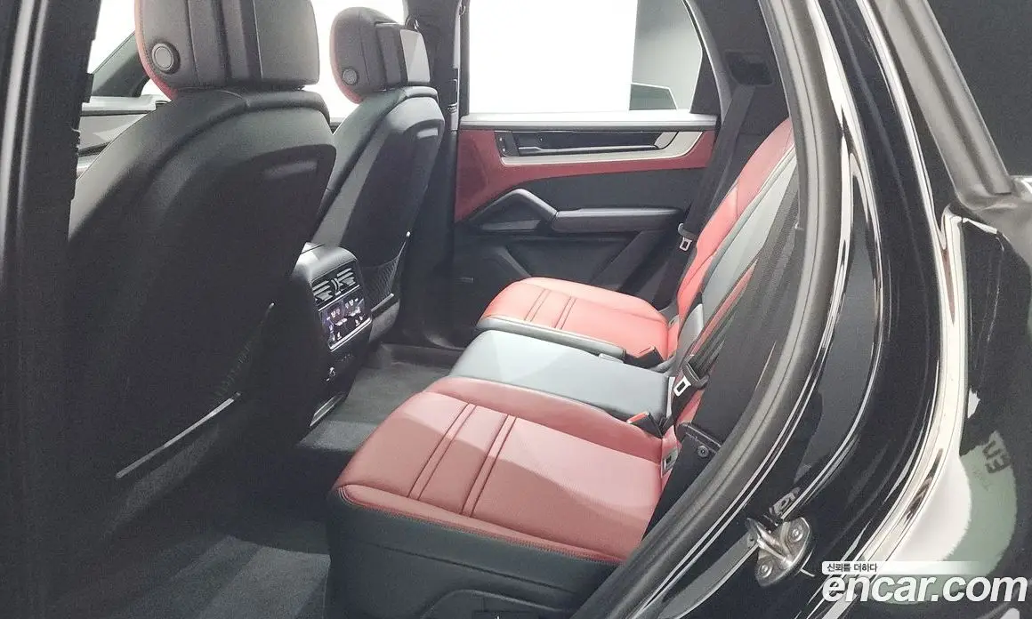 Porsche Cayenne 2025 3.0 автомат (гидро), фото 27