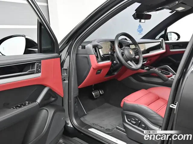 Porsche Cayenne 2025 3.0 автомат (гидро), миниатюра 11