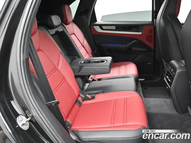 Porsche Cayenne 2025 3.0 автомат (гидро), миниатюра 12