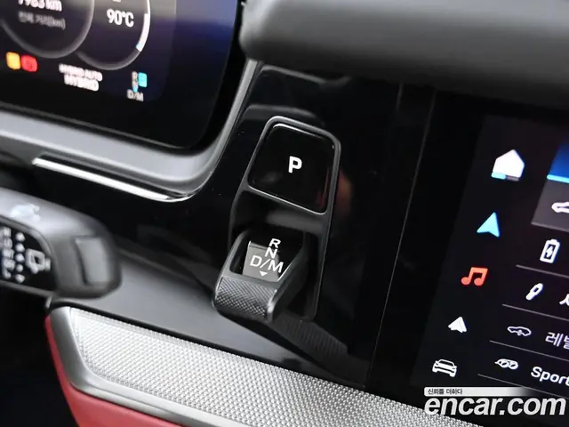 Porsche Cayenne 2025 3.0 автомат (гидро), миниатюра 9
