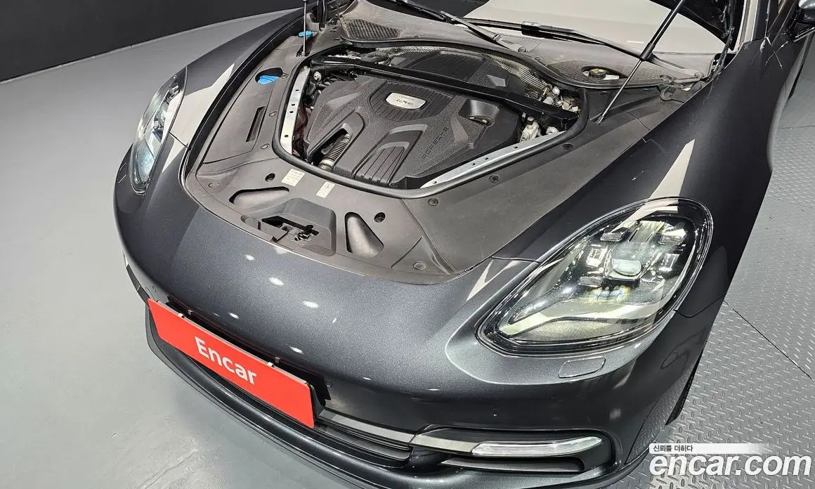 Porsche Panamera 2018 3.0 автомат (гидро), фото 6